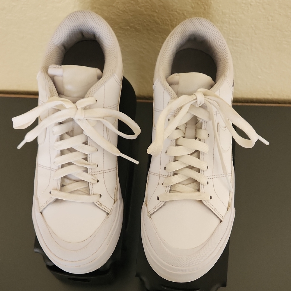 Nike Women's Classic White Lift Shoes